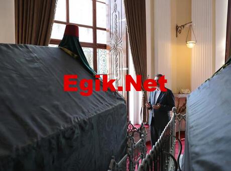 Bakan Dönmez’den II. Abdülhamid Han Türbesi’ne ziyaret