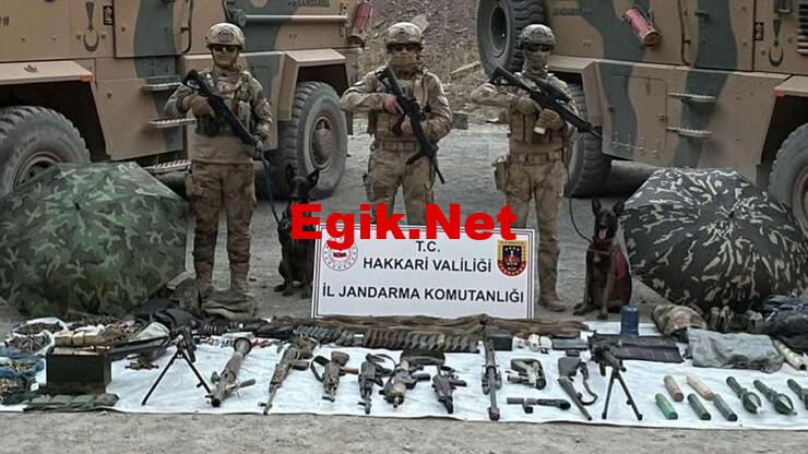 İçişleri: Çukurca'da çok sayıda silah, patlayıcı ve mühimmat ele geçirildi