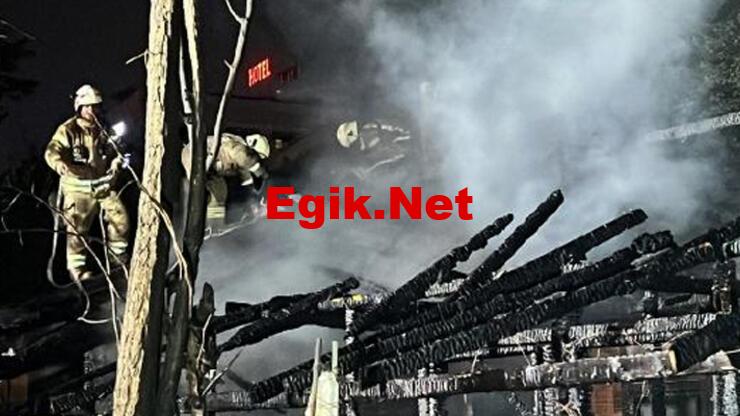 Sancaktepe'de tek katlı gecekondu alev alev yandı