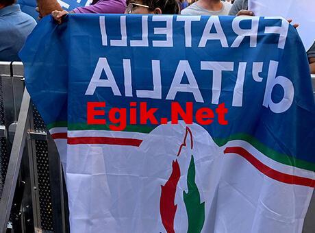 Aşırı sağcı siyasetçinin Hitler’i övdüğü ortaya çıktı