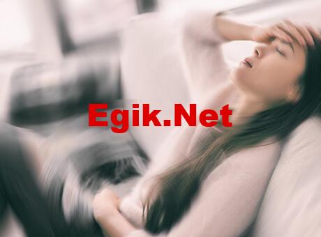 ‘Yer çekimi’ alerjisi var! 23 saat yataktan çıkamayan kadının dramı