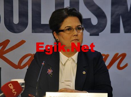 Bakan Yanık: Başörtüsünü sorun haline getiren siyasi irade, çözümden bahsediyor