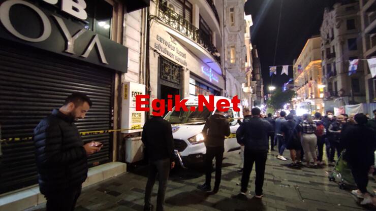 İstiklal Caddesi'ndeki Beyoğlu Kaymakamlığı'nda görevli polis intihar girişiminde bulundu