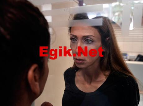 Lübnanlı milletvekili parasını çekebilmek için bankayı bastı