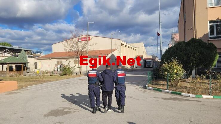 Bursa’da 29 ayrı suçtan aranan şahıs, jandarma ekipleri tarafından yakalandı