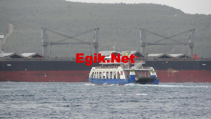 Çanakkale'de Bozcaada feribot seferlerine 'olumsuz hava' engeli