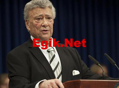 Demokrat aday, ölümünden sonra bile açık ara fark attı