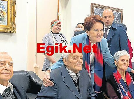 Öğretmenleri ziyaret etti