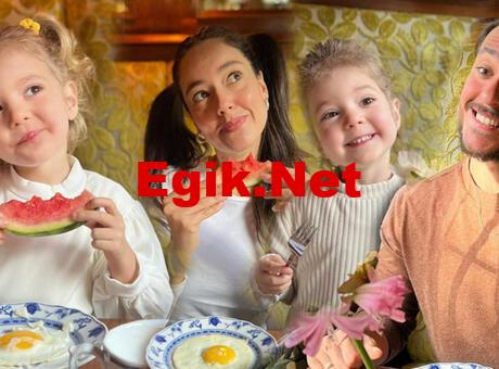 Pelin Akil ve Anıl Altan çifti, ikiz çocuklarını taklit etti