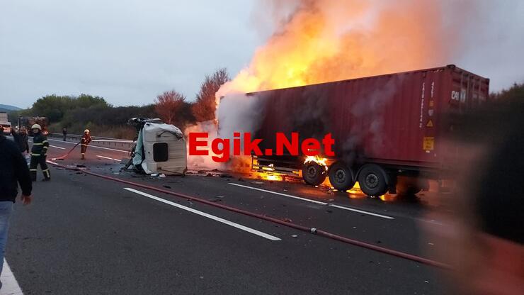 TEM'de TIR kazası! Alev topuna döndü
