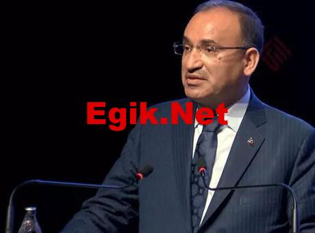Bakan Bozdağ: Başörtüsü teklifi imzaya açıldı