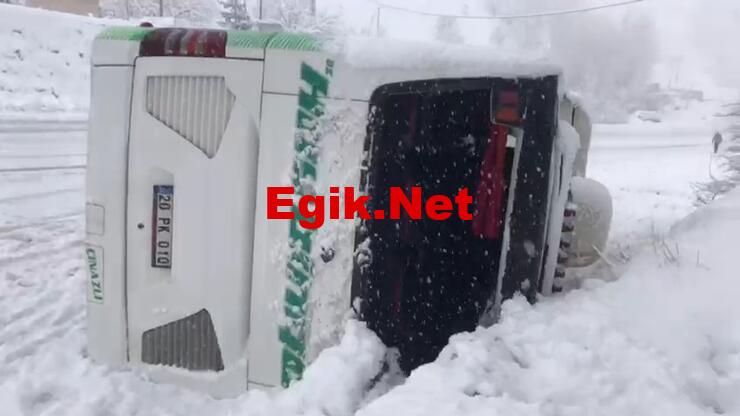 Bingöl’de yolcu otobüsü devrildi; 12 yaralı