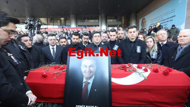 Deniz Baykal, son yolculuğuna uğurlandı