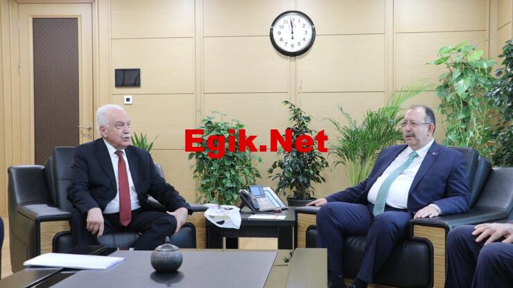 Doğu Perinçek, cumhurbaşkanı adaylığı için YSK'ya başvurdu