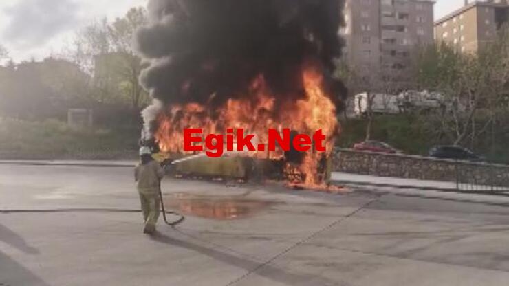 Kartal’da park halindeki İETT otobüsünde yangın çıktı