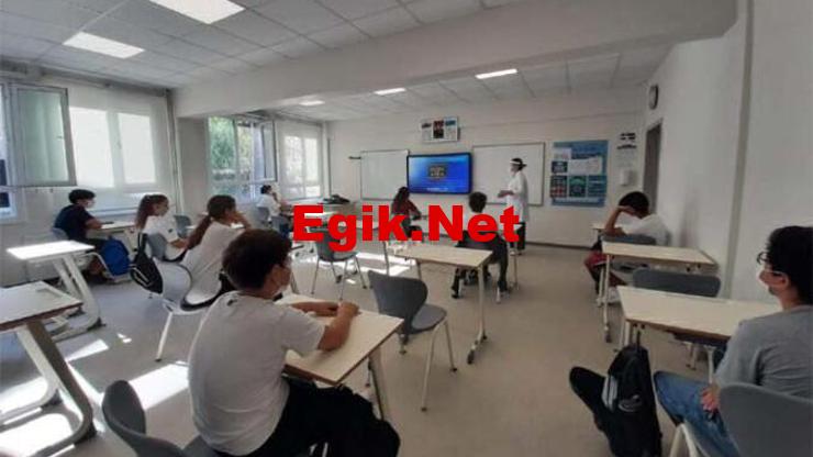 Milli Eğitim Bakanı Tekin duyurdu: Tüm sınıflarda müfredat değişecek