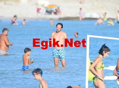 Engin Hepileri ve Beyza Şekerci Çeşme’de! Her şey oğlu için