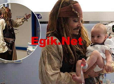 ‘İtibarımı kurtardım’ demişti! Kaptan Jack Sparrow, hasta çocukları ziyaret etti
