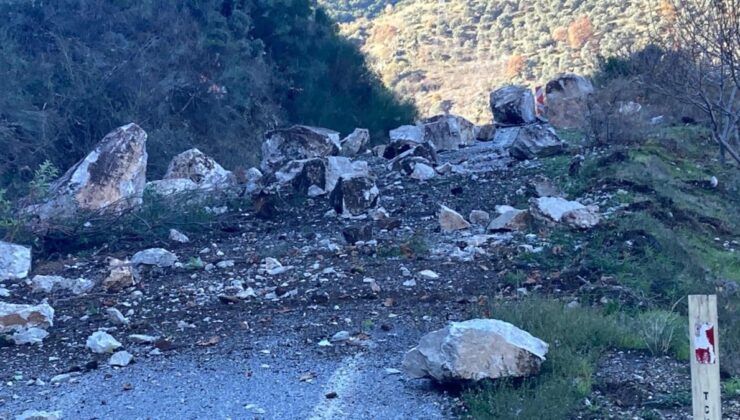 Aydın’da heyelan: Yollar kapandı, ekipler müdahaleye başladı
