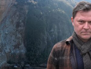 Heyelanın vurduğu Karadeniz Sahil Yolu’nda dikkat çeken rapor: 100 bin ton toprak akmış! ‘Doğu Karadeniz’i iyi günler beklemiyor’