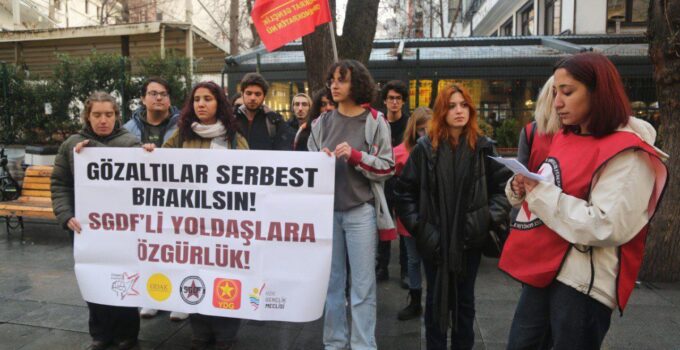 Kadıköy’de Protesto: Polis Müdahalesi ve Gözaltılar