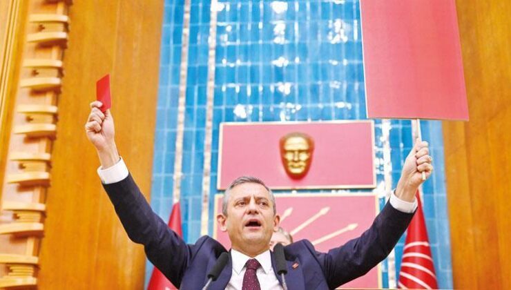 Kırmızı kartlı sandık çağrısı