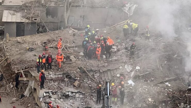 Konya’da 4 katlı binanın enkazından acı haber