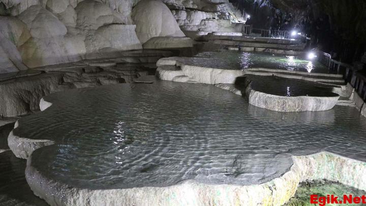 Yer altındaki gizli ‘Pamukkale’… Kaklık Mağarası’na ziyaretçi akını