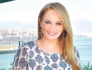 10 ilde HDK operasyonu: 52 gözaltı… Türkücü Pınar Aydınlar da gözaltında