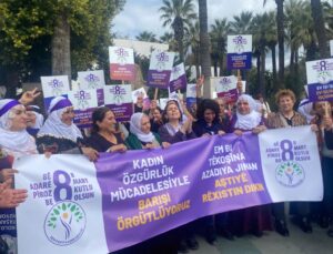Kadınlar 8 Mart’ta Sokaklarda: DEM Parti Kadın Meclisi’nden Güçlü Mesajlar