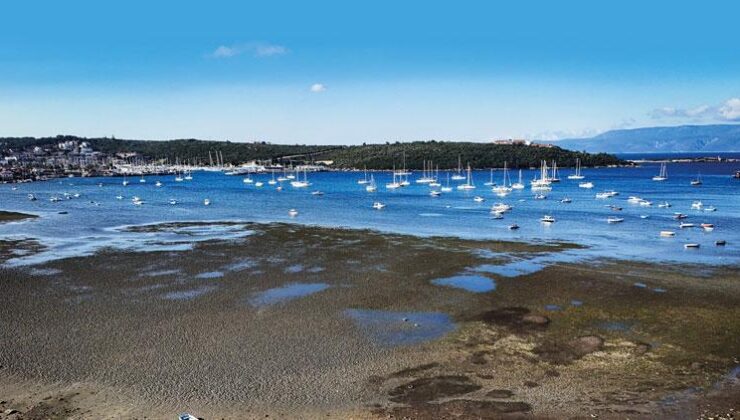 Deprem habercisi mi… Marmara ve Ege’de deniz çekildi