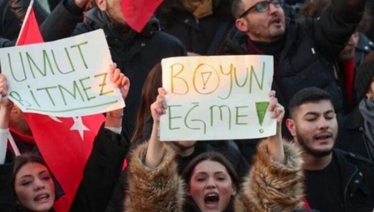 Diploma iptali utancını üniversiteliler kapattı