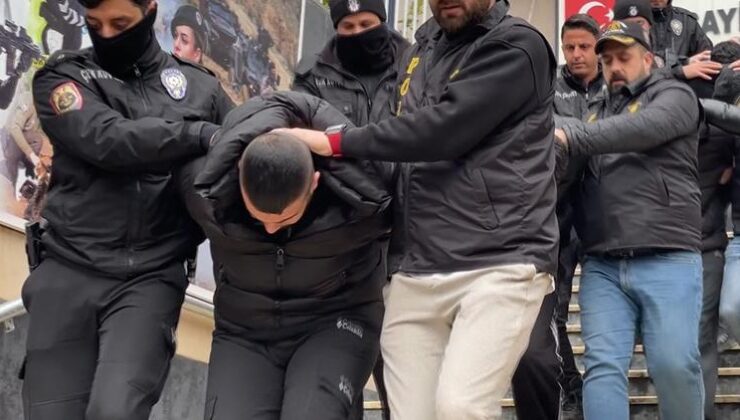 İstanbul’da esnafın kâbusu oluşlardı… Evlerinde bomba ve çok sayıda silah ele geçirildi
