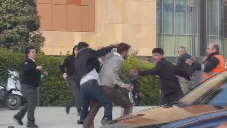 İstanbul’daki AVM’de dehşet! Şüphelendiği kişileri şikayet etti, saldırıya uğrayıp bıçaklandı