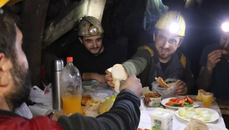 Maden işçileri yerin 200 metre altında ilk sahurlarını yaptı