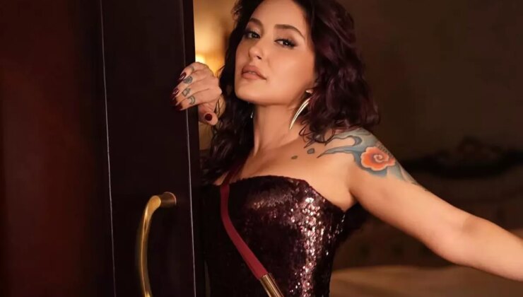 Melek Mosso makyajsız fotoğrafına gelen yorumlar sonrası çılgına döndü: Edepsizler