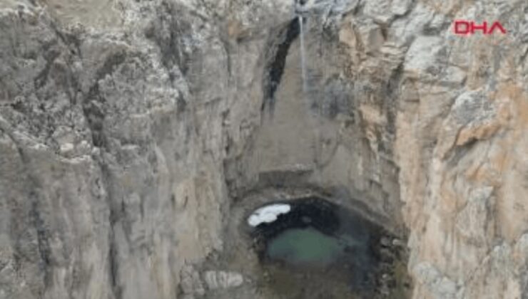 Yazın kuruyan şelale akmaya başladı