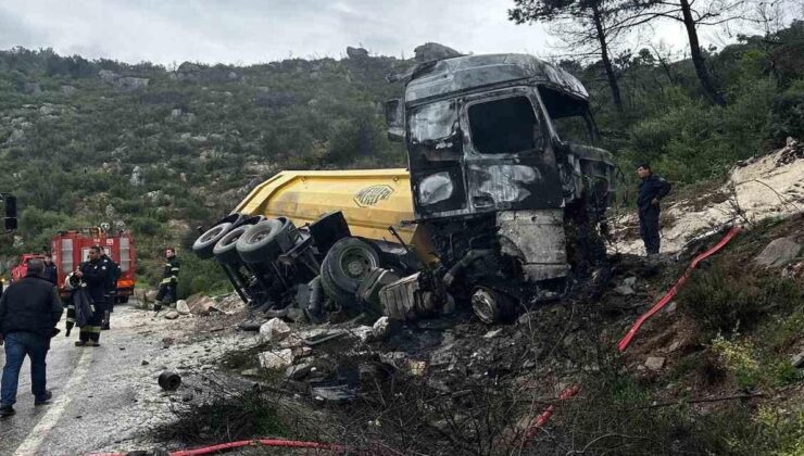 Aynı noktada ikinci kez TIR yangını şoför yanarak can verdi