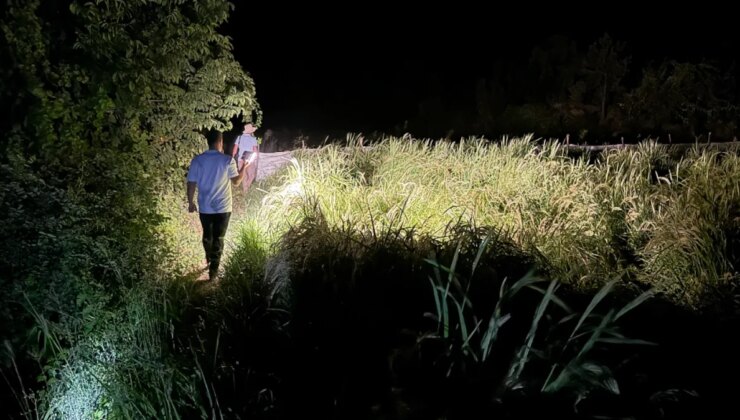 Çiftçiler tarlada sabaha kadar nöbet tuttu: Korktukları hırsızlar ya da hayvanlar değil!