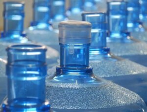 Damacanaya 4 ayda 3 zam! Bir bardak suyun maliyeti 1 lira 30 kuruş oldu