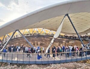 Göbeklitepe’yi 3 günde 30 bin kişi ziyaret etti: ‘Tarihin sıfır noktası’na bayram akını