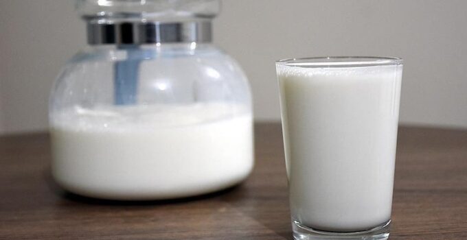 Yılda 680 bin ton süt işleyip Türkiye’ye dağıtılıyor