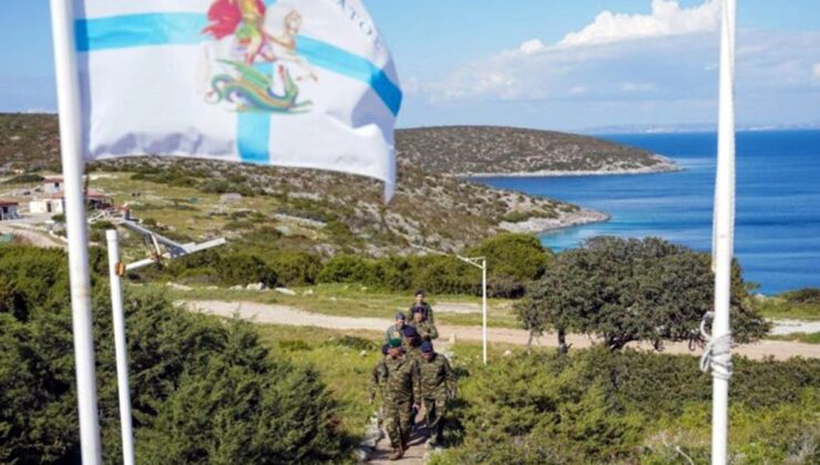 Yunan Genelkurmay Başkanı geceyi Türkiye’nin burnunun dibindeki adada geçirdi