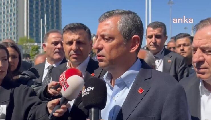 CHP lideri Özel’den AKM’de Önder mesajı: ‘Hepimizin ona çok ihtiyacı olduğu bir zamanda kaybettik’