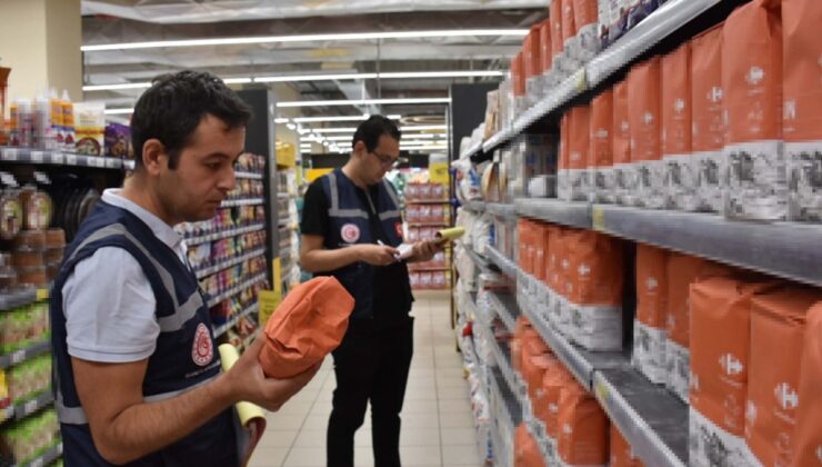 İzmir’deki marketlerde ‘fahiş fiyat’ ve ‘etiket’ denetimi