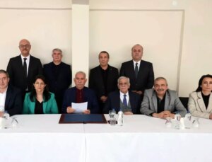 PKK’nın kendini feshetmesine DEM Parti’den ilk yorum