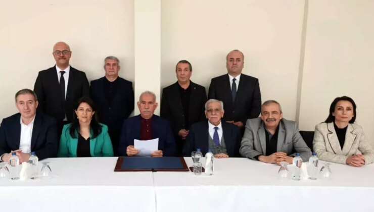 PKK’nın kendini feshetmesine DEM Parti’den ilk yorum