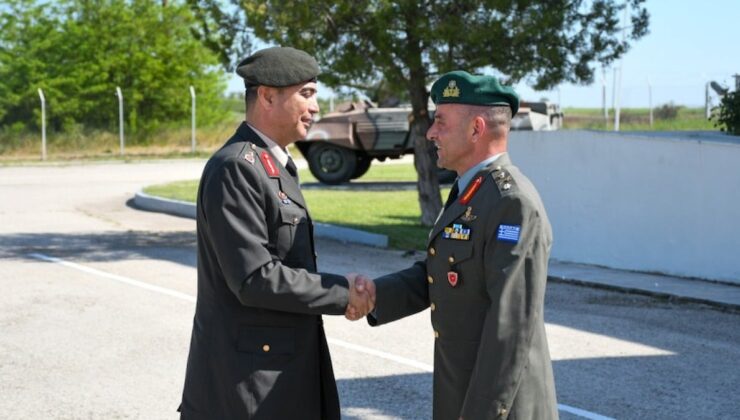 Türk ve Yunan generaller sınırda buluştu