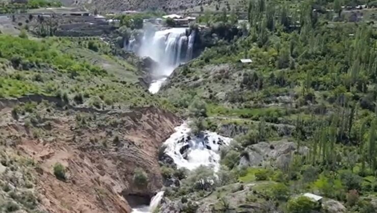 Türkiye’nin cennet köşesinde heyelan alarmı: Evler kaydı, yollar yarıldı