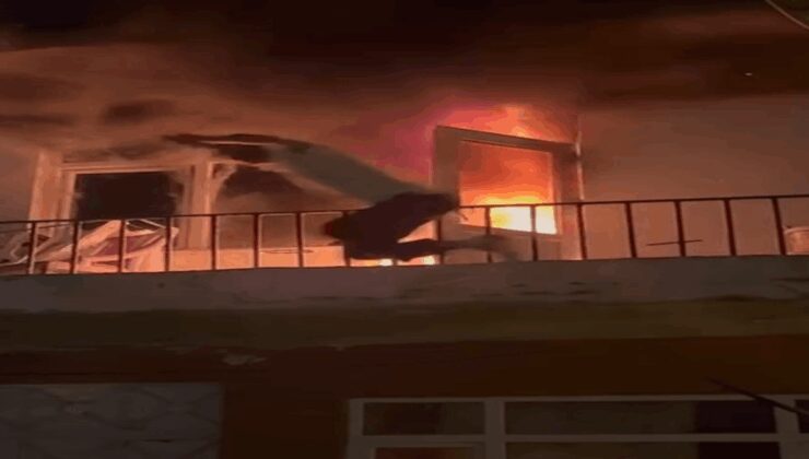 Yangına müdahale ederken balkondan atladı